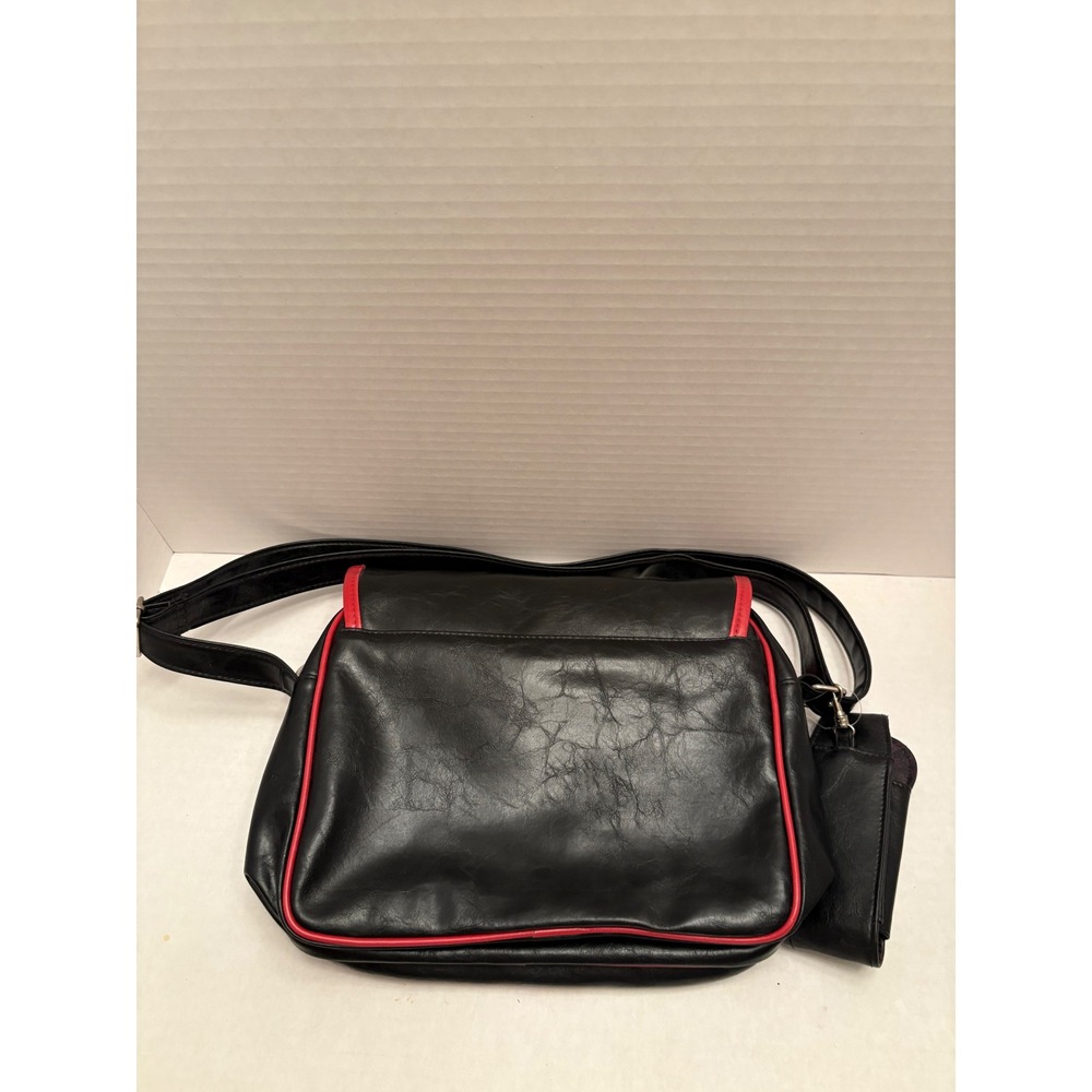 Mudd Bagz Vintage Crossbody Messenger Bag Black Red Faux Leather NWT - Picture 6 of 11